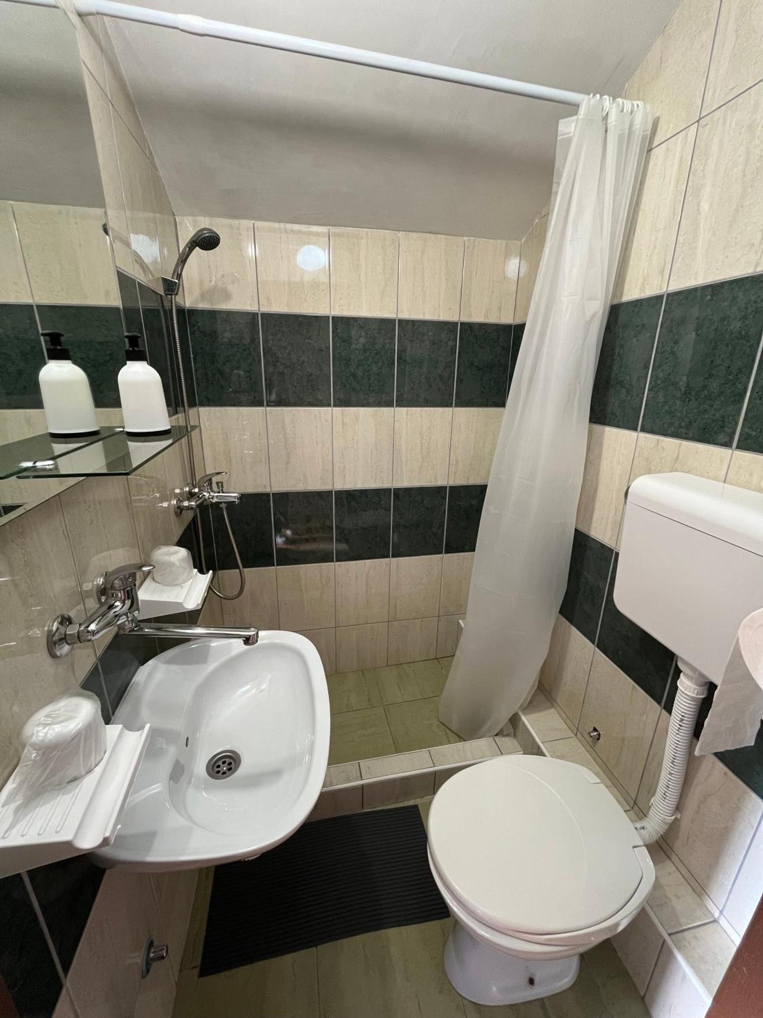 Apartament Sobe Zoka Subotica Zewnętrze zdjęcie