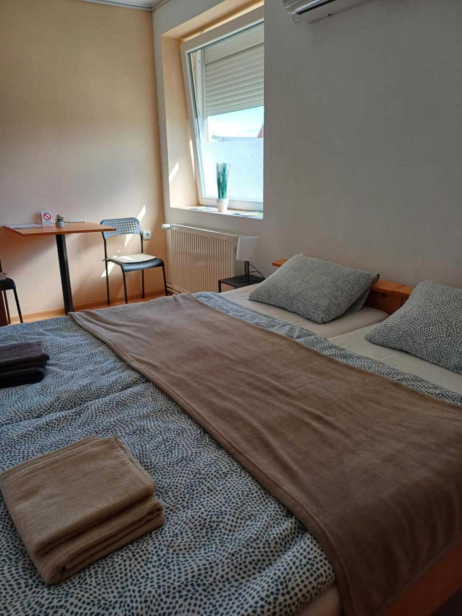 Apartament Sobe Zoka Subotica Zewnętrze zdjęcie